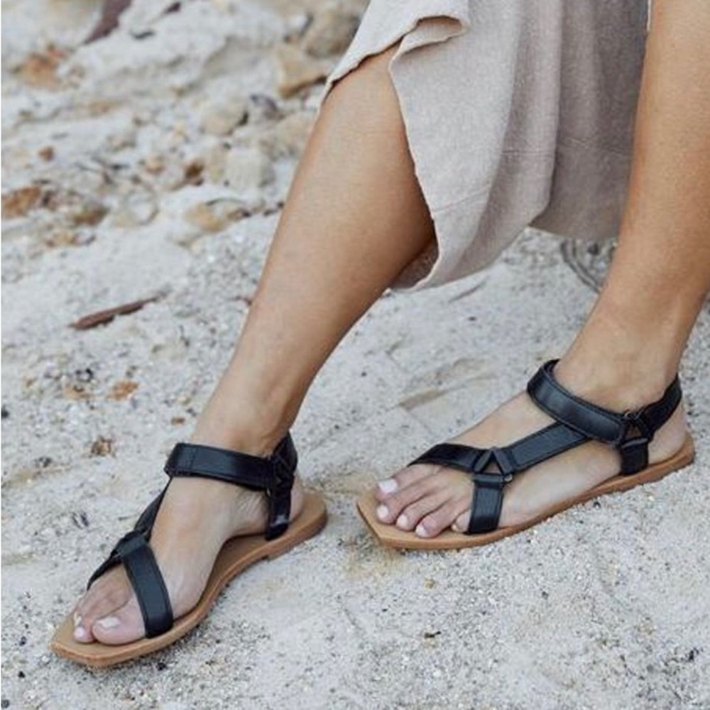 St Agni Black Leather Sportsu Gladiator Sandals